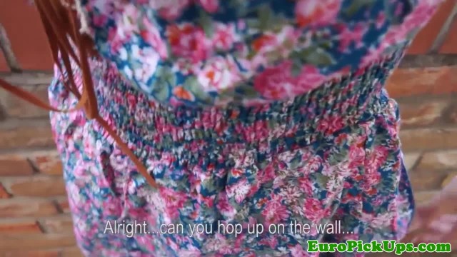 Милая блондинка отсосала большой член пикапера - #6